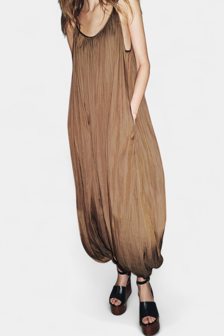 Lucy Mono Largo Plisado con Silueta Relajada